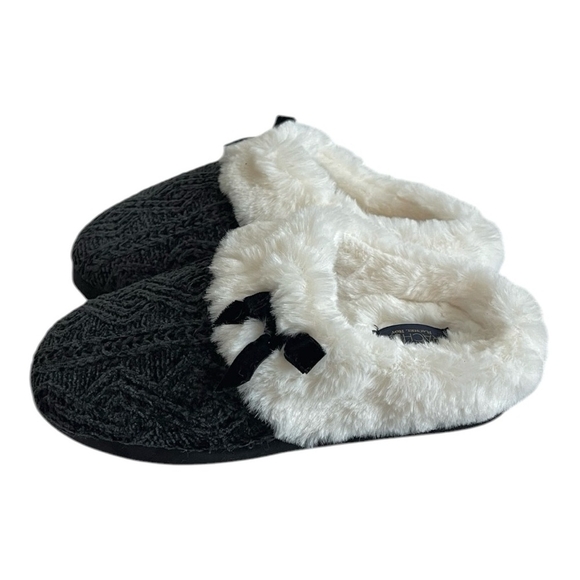 RACHEL Rachel Roy Black White Chenille Knit Fur Bow Slip-On Memory Foam Slippers - Picture 2 of 7